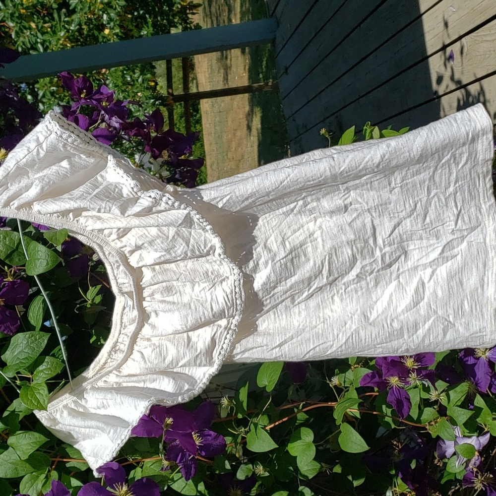 OLD NAVY PEASANT Flounce TOP EUC SZ.M. (BIN 004)